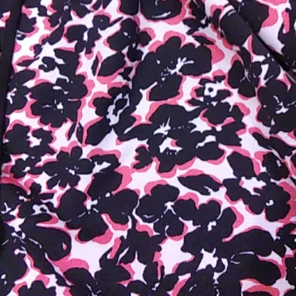 Maternity Spring/Summer Top - Picture 3 of 4